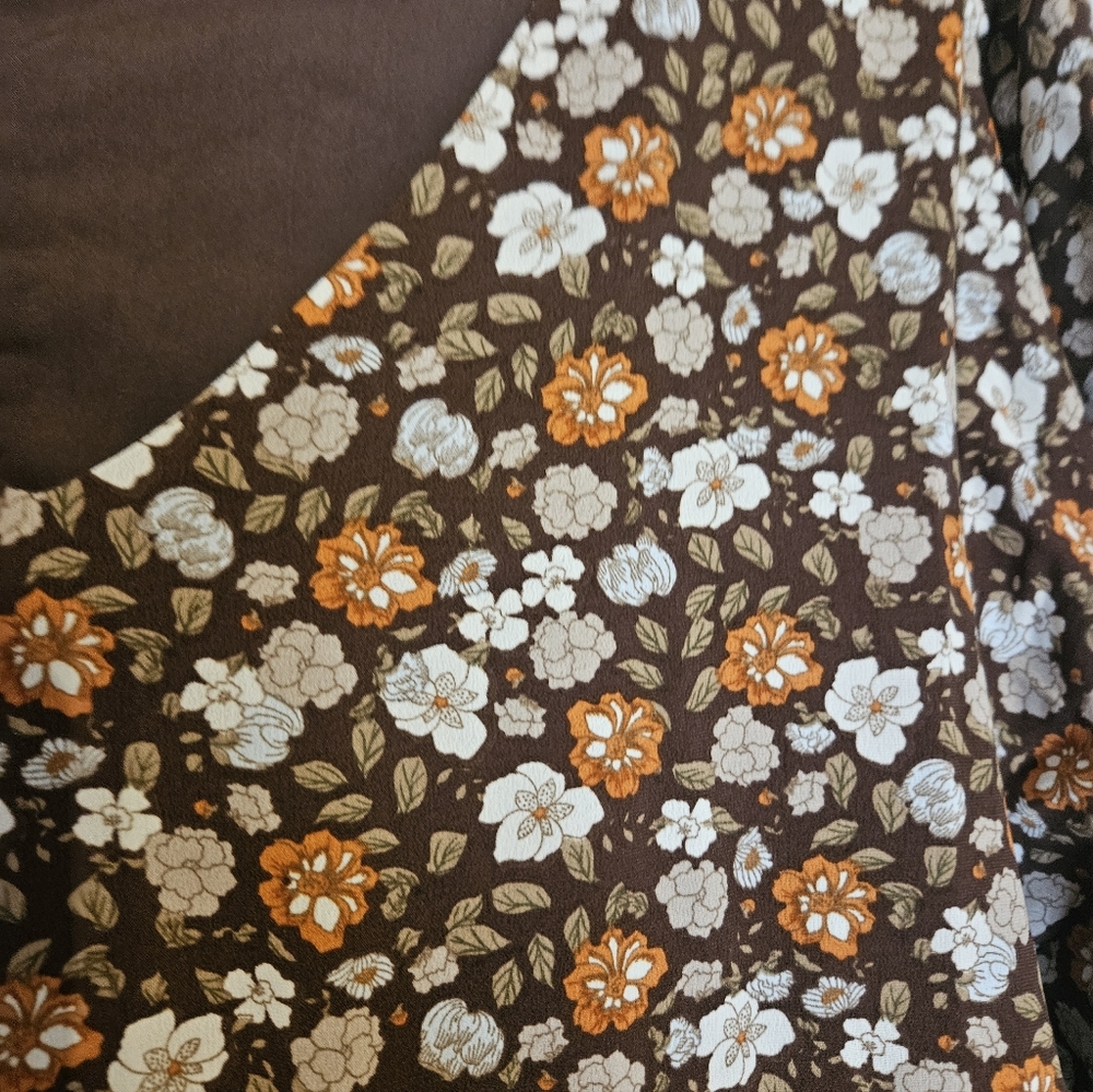 Pink Lily Brown Flowy Dress - Picture 5 of 10
